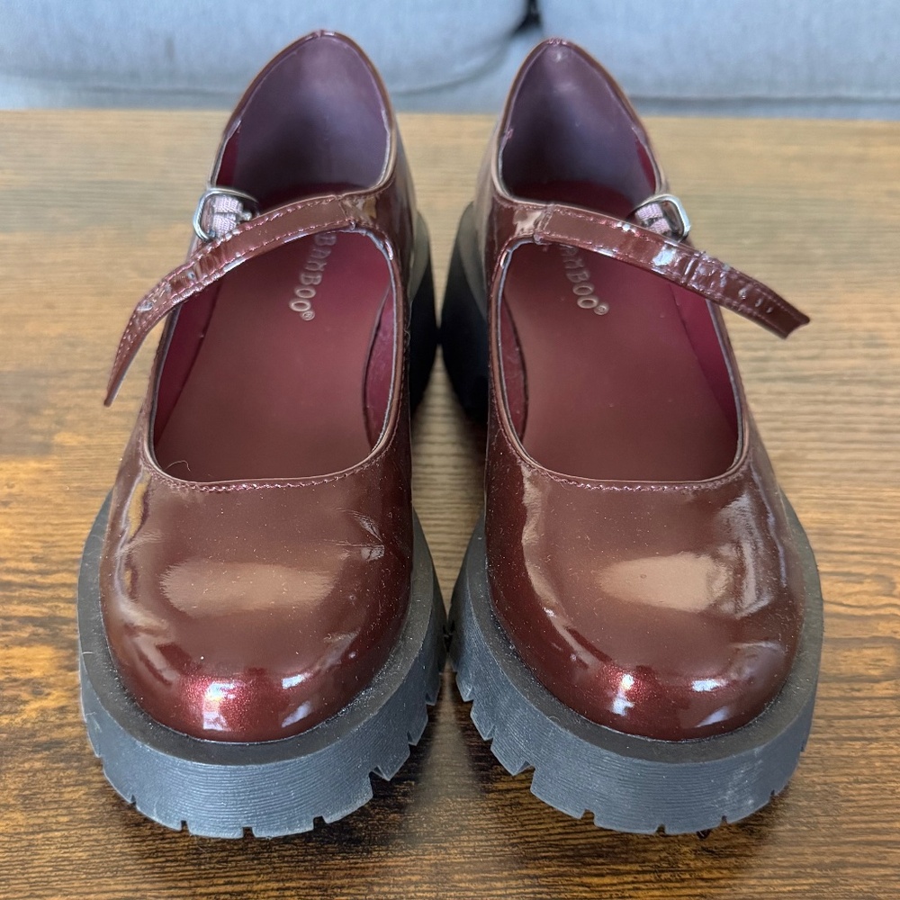 Bamboo Burgundy Chunky Heel Mary Janes Women's Size 7